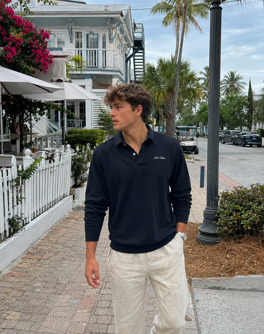 Felpa Colletto · Collared Sweatshirt
