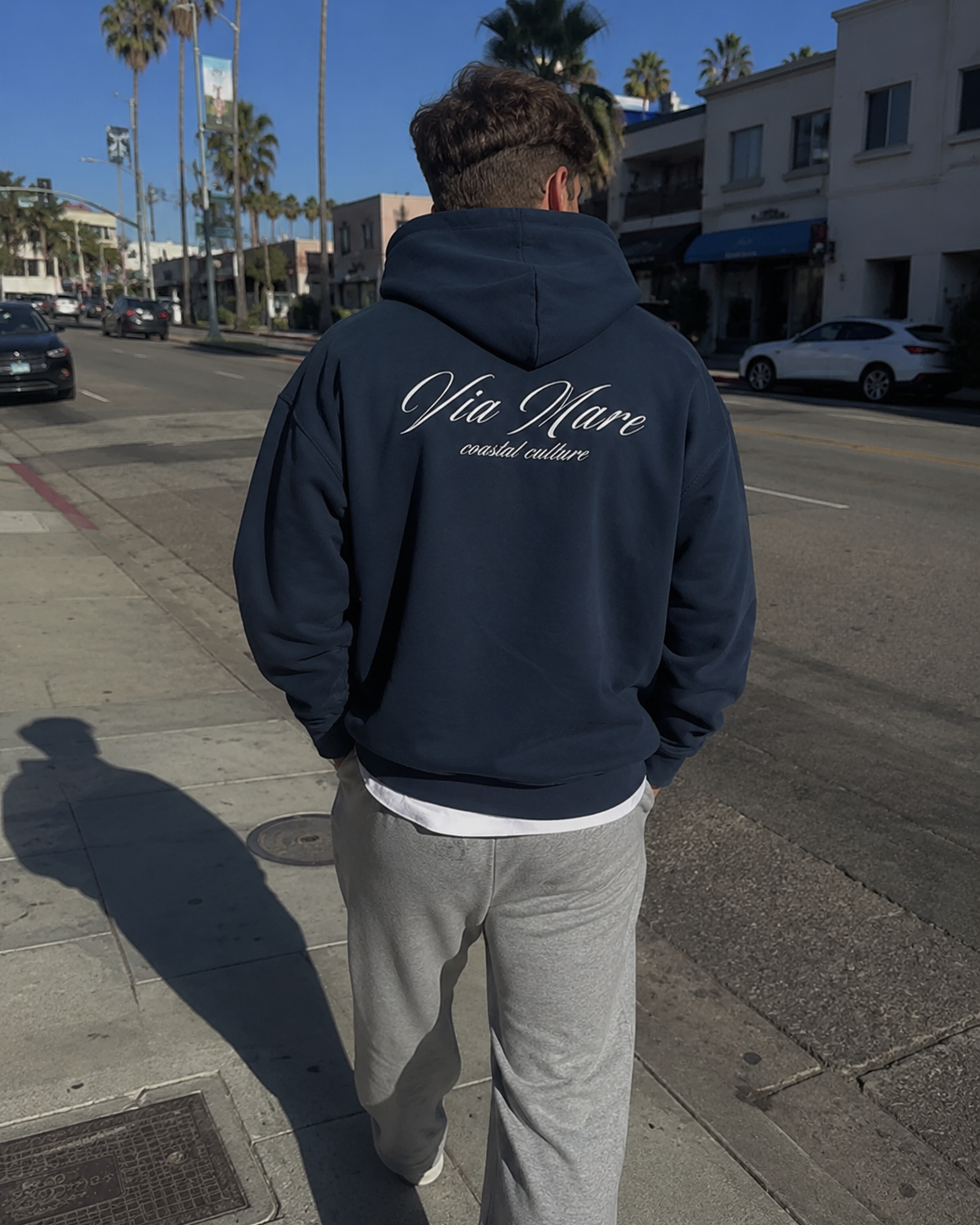 Blu Profondo Felpa · Deep Blue Sweatshirt